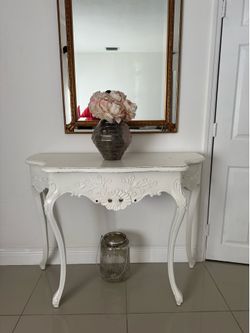 Entrance table/ foyer table