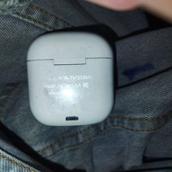 Replay Audio Wireless Headphones 