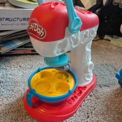 Play-Doh And Toys/Accessories 