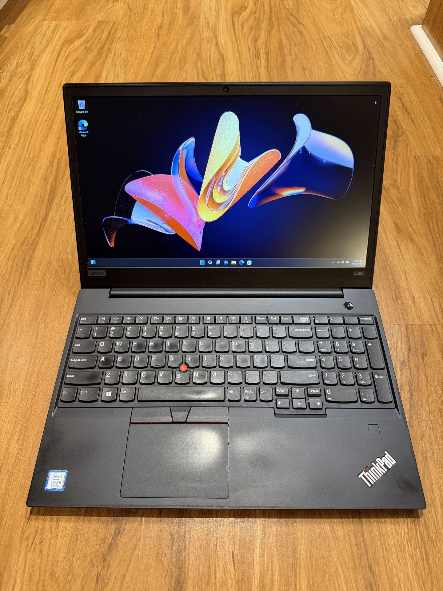 Lenovo ThinkPad E590 core i5 8th gen 16GB Ram 256GB SSD Windows 11 Pro 15.6” UHD Screen Laptop with charger in Excellent Working condition!!!!! Speci