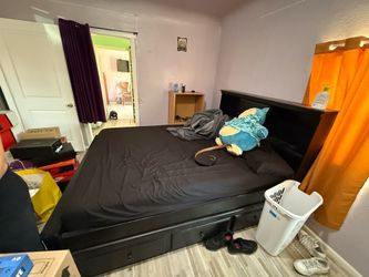 Queen size bed frame wood