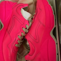 Gucci Fuchsia Rhyton  