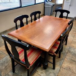 Dining Table And 6 Chairs