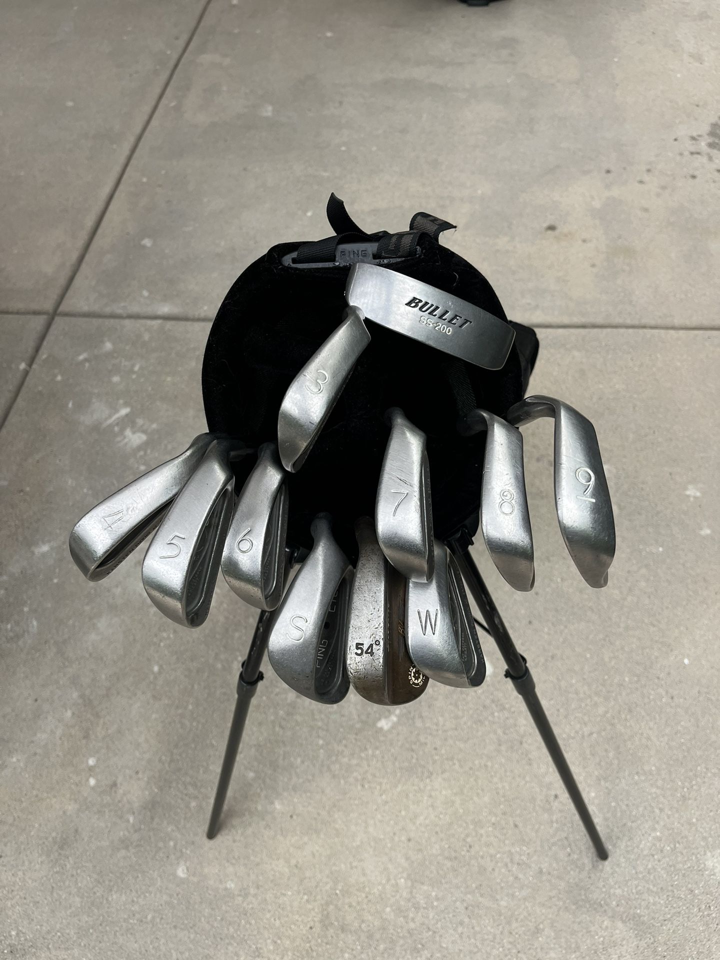 Ping Eye Two Black Dot Irons