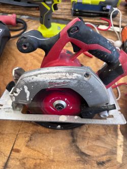Milwaukee M18 61/2 Inch Circular Saw