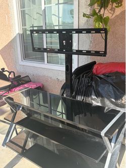 Tv table