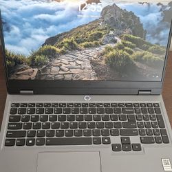 Lenovo LOQ Gaming Laptop | RTX 4060 - Ryzen 7 