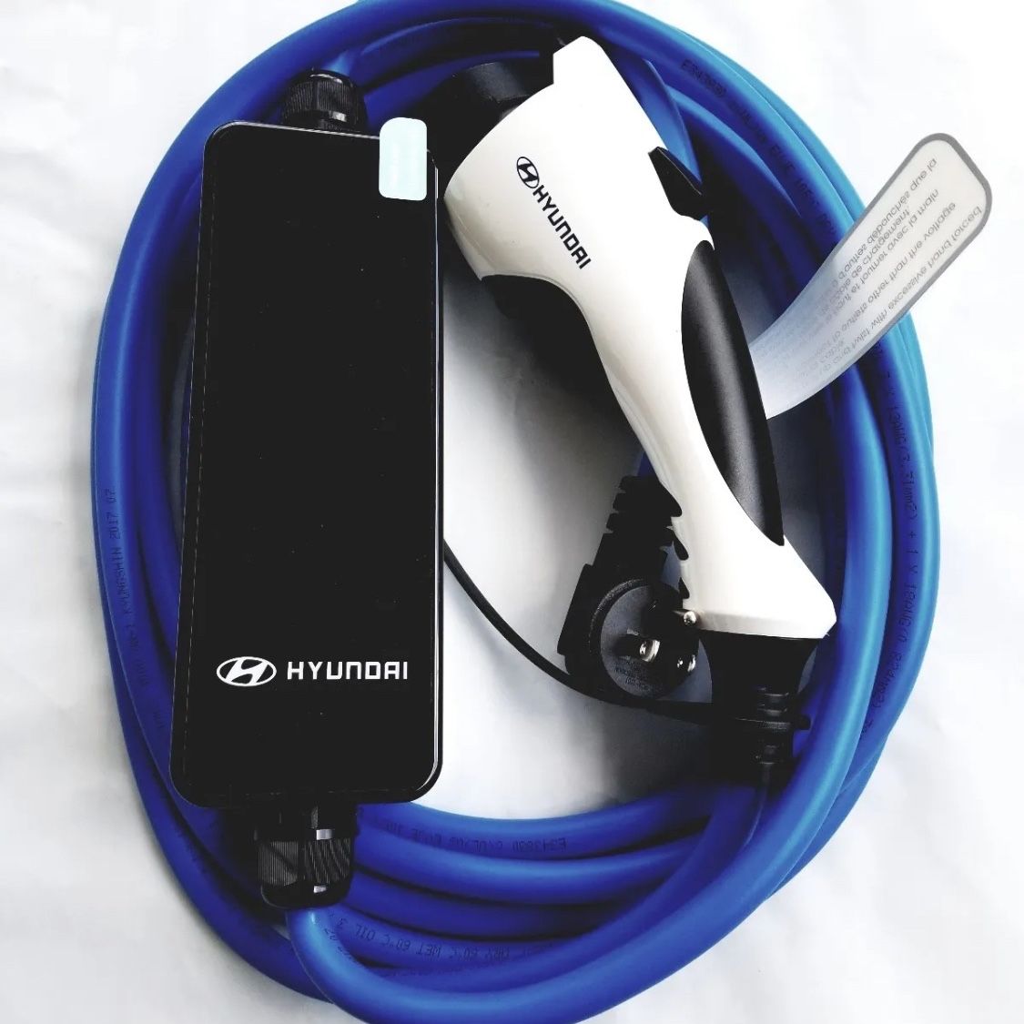 Hyundai EV Charger Ioniq 5 charging cable Plug in Hybrid