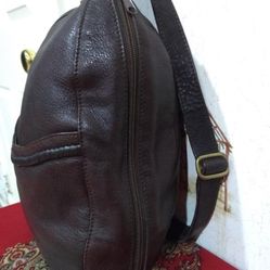 ELLINGTON BROWN GENUINE LEATHER BACKPACK/HANDBAG. 