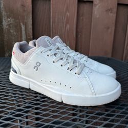 On Cloud The Roger shoes sneakers in white leather women's 8.5.