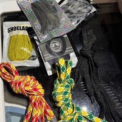 7 SHOE LACES ASSORTED