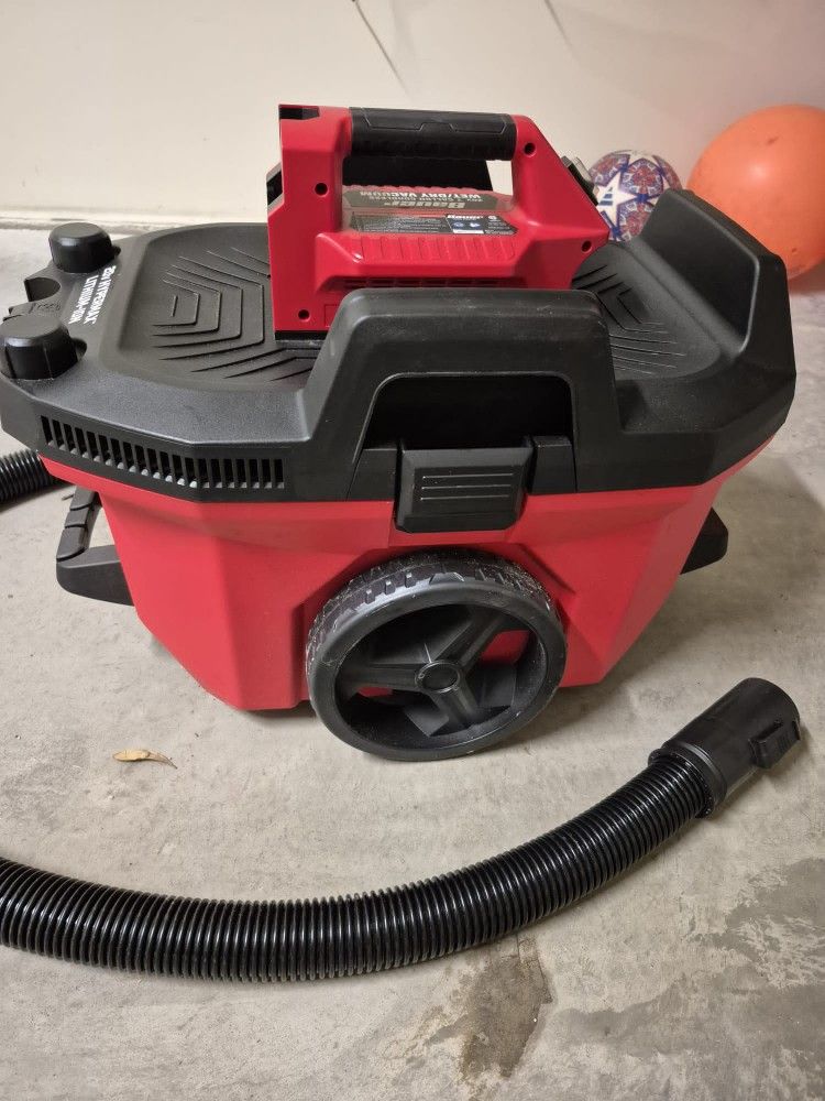 Bauer 20V Cordless 7 Gallon Wet/Dry Vacuum 2152C-B7