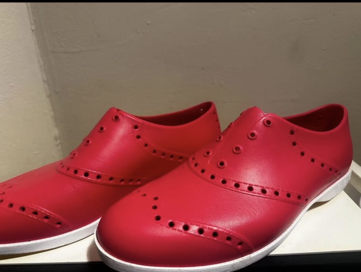 GOLF SHOES - 2 PAIRS $10