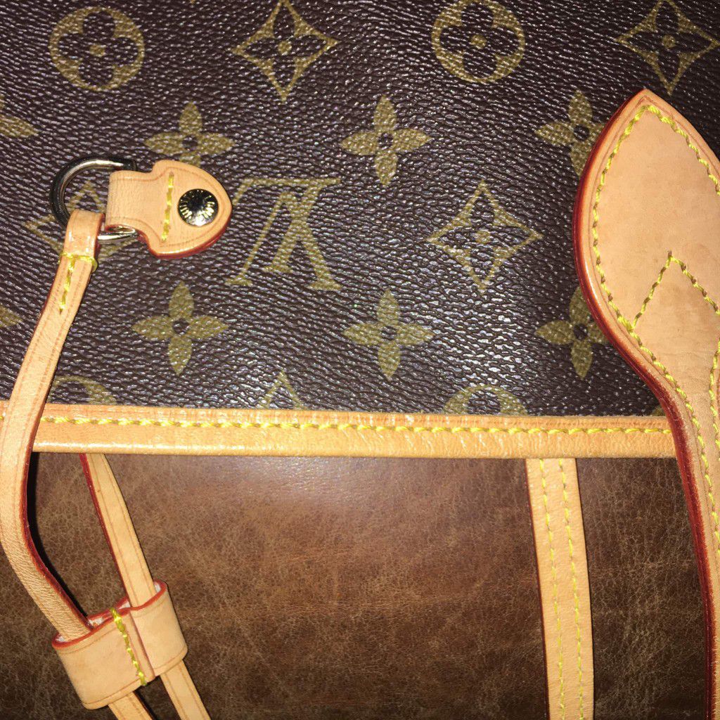 Louis Vuitton for Sale in Indianapolis, IN - OfferUp