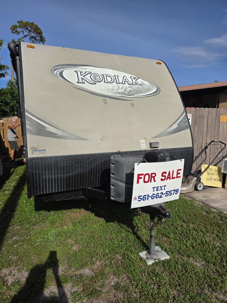 Kodiak RV CAMPER