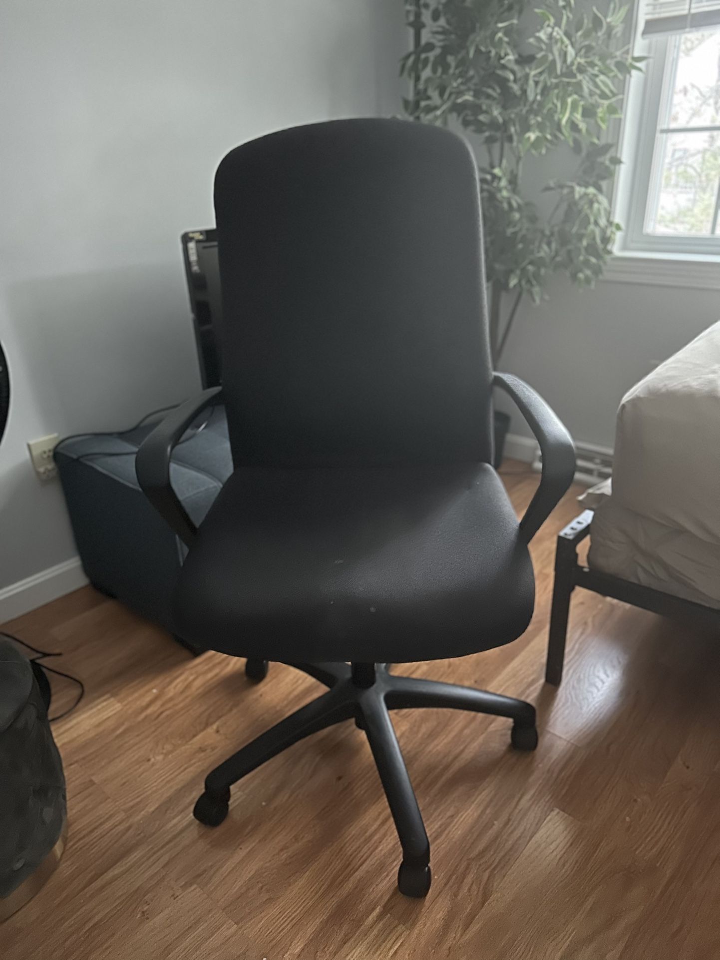 Computer chair