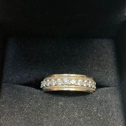 Men’s Gold Wedding Ring