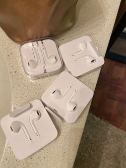 Apple head phones