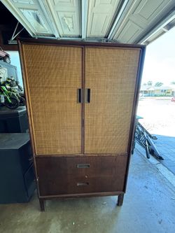 Mid Century Modern Hutch