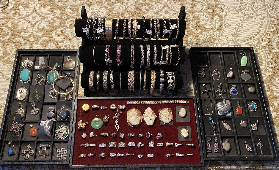 Estate Sale 7466 Jonquil Place (River Country Estates)