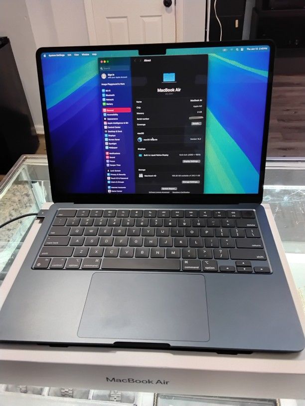 MACBOOK AIR M2