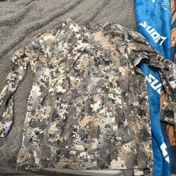 Sitka Fanatic Hoodie Size Large