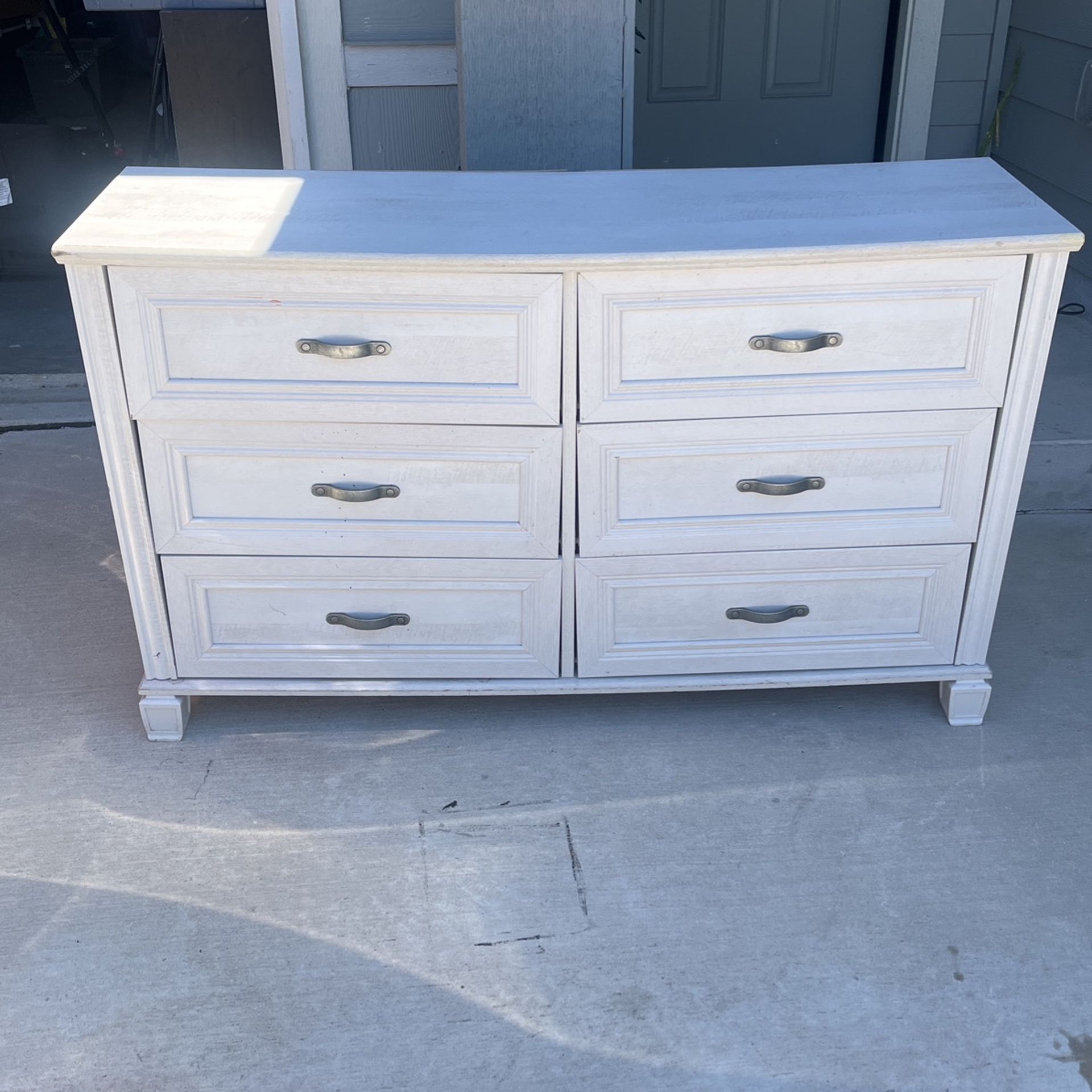 Dresser for Sale in San Antonio, TX OfferUp