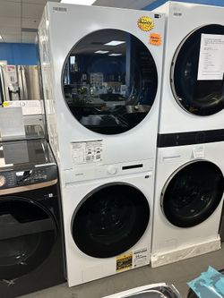 Brand New👍Bespoke 4.6 cu. ft. Capacity Single Unit AI Laundry Hub Washer and Electric Dryer🔥