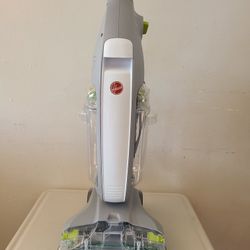 Hoover FloorMate Deluxe.