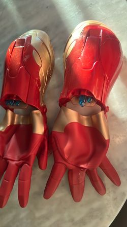 Iron Man Repulsor Gauntlets Pair