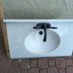 Vitreous Bathroom Sink 
