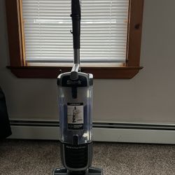 Shark Vacuum 