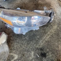 2017 2018 Mazda 3 Passenger Right Headlight 