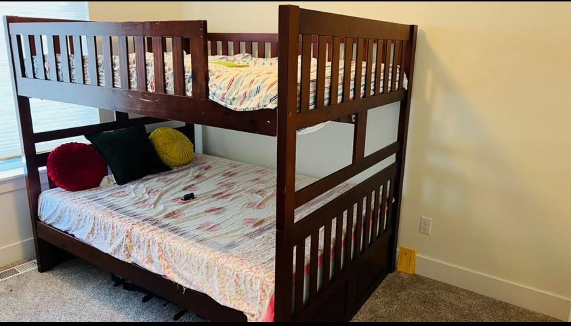 Solid Wood Bunk Bed 