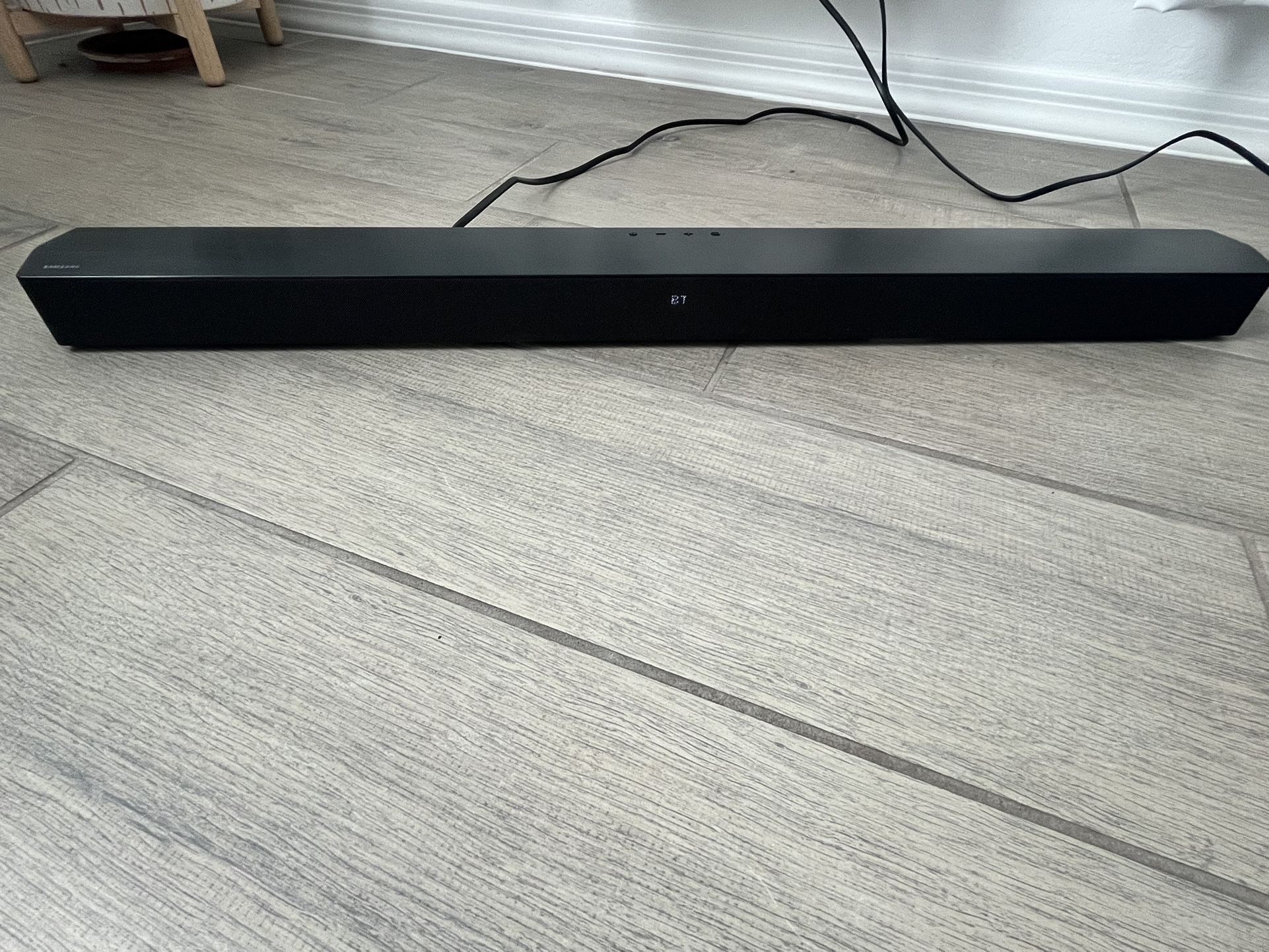 SOUNDBAR WITH SUBWOOFER