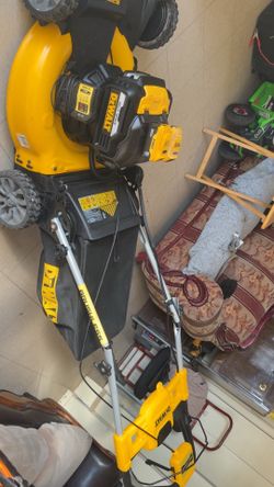 DeWalt dcmwsp256u2 2X20V MAX XR Cordless RWD Self Propelled Mower Kit