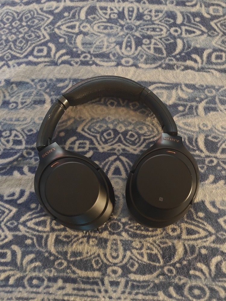 Sony Headphones For Parts. Sony Wh1000Xm3