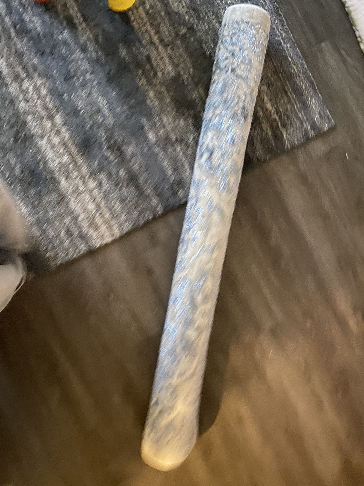 Brand New Rug 6 Ft 7 In