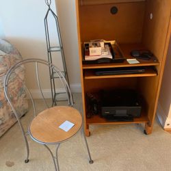 Furniture Sale:Rug, Chairs (4), Roll top Hutch, and Printer. Make Offer.