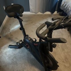 Echelon exercise bike