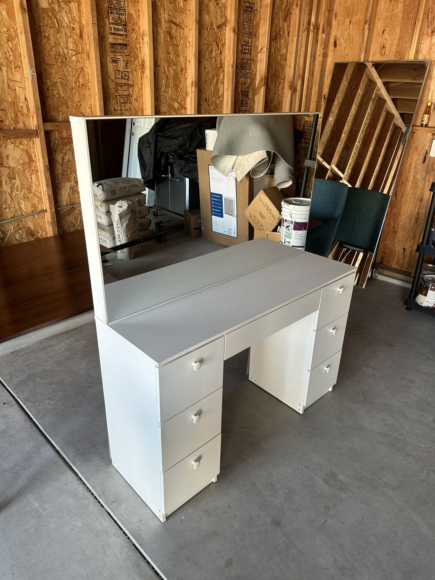 White Desk Vanity
