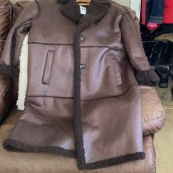 New Brown Coat Women’s Xl.