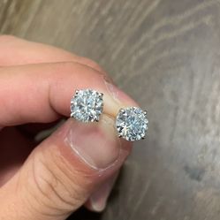 14K White Gold Certified Lab Grown Diamond Stud Earrings