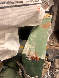Air compressor