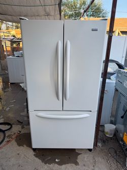 KENMORE Refrigerator