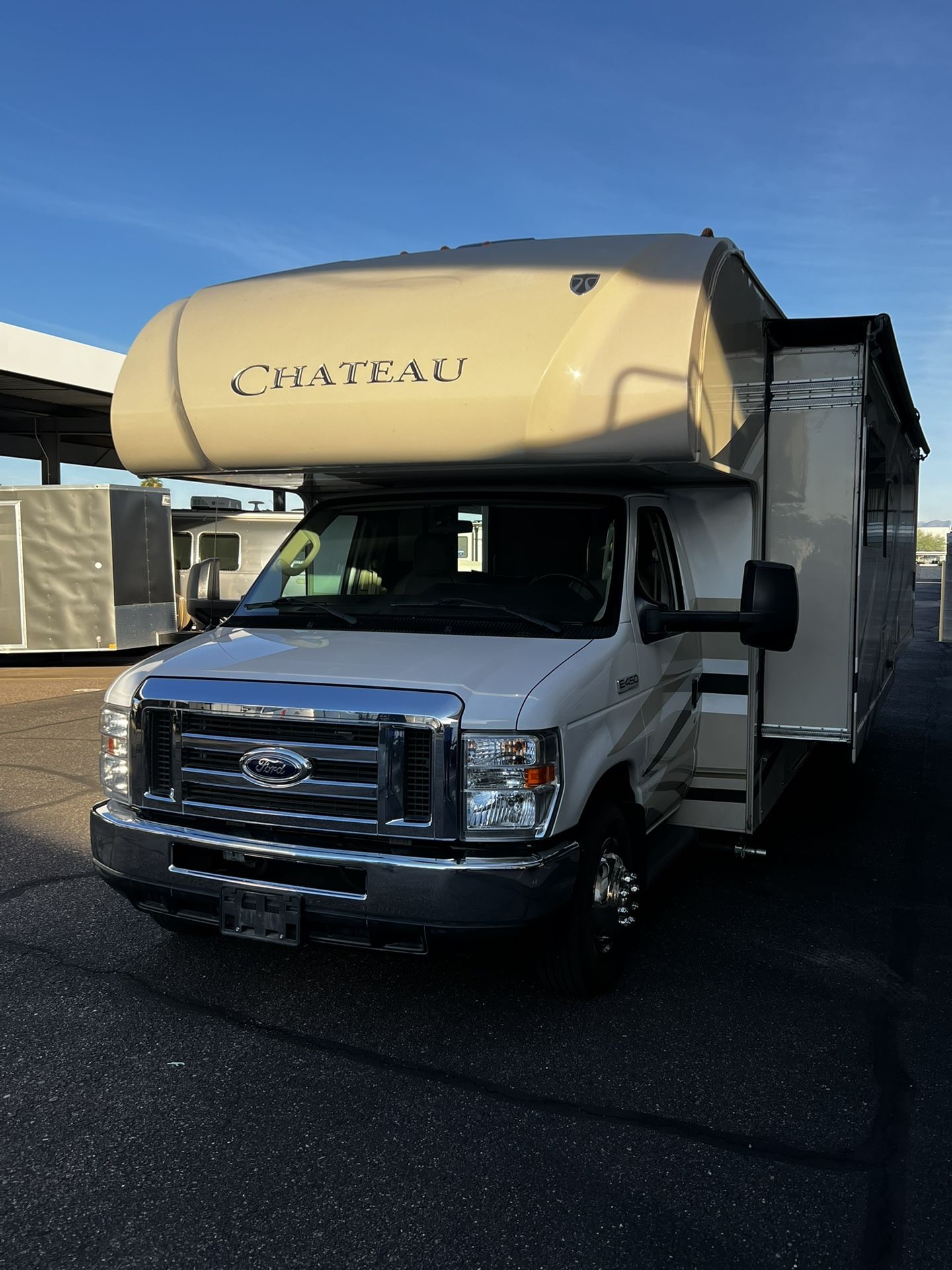 2015 Thor Chateau 31W