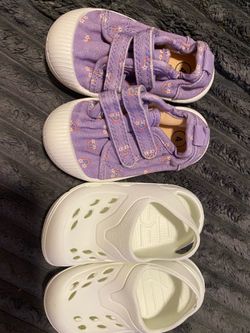 Baby shoes