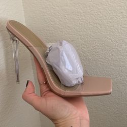 Fashion Nova Heels 7.5
