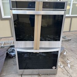 Whirlpool- Double Electric Wall Oven