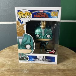 Funko POP! Captain Marvel - Vers (GameStop Exclusive) #434